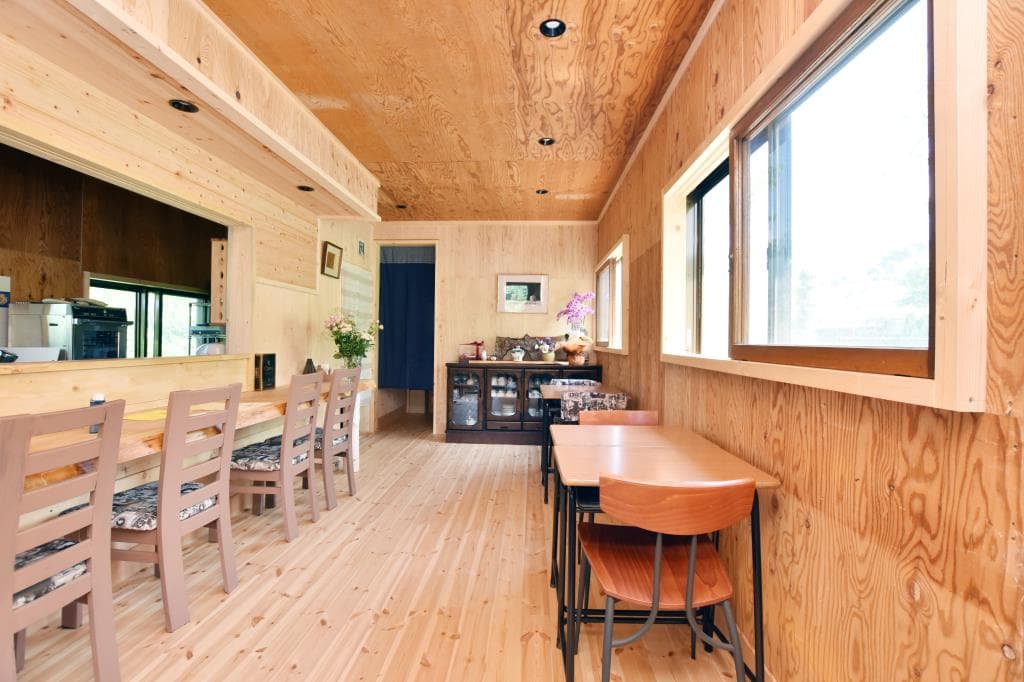 Natural Cafe 4