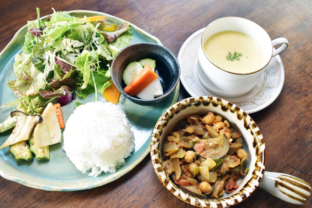 Natural Cafe 1