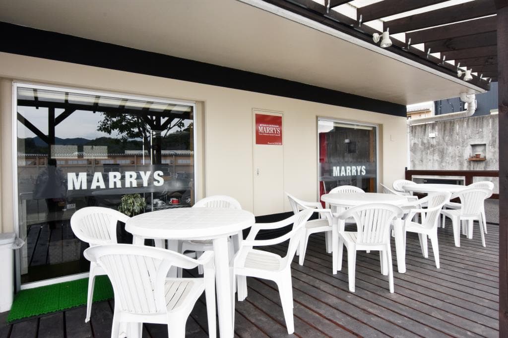 sweets & café restaurant MARRYS 3