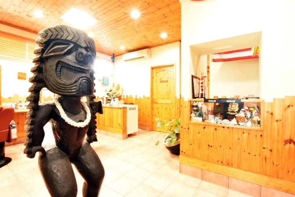 Pukala Hair Shop&Tanning Space 3