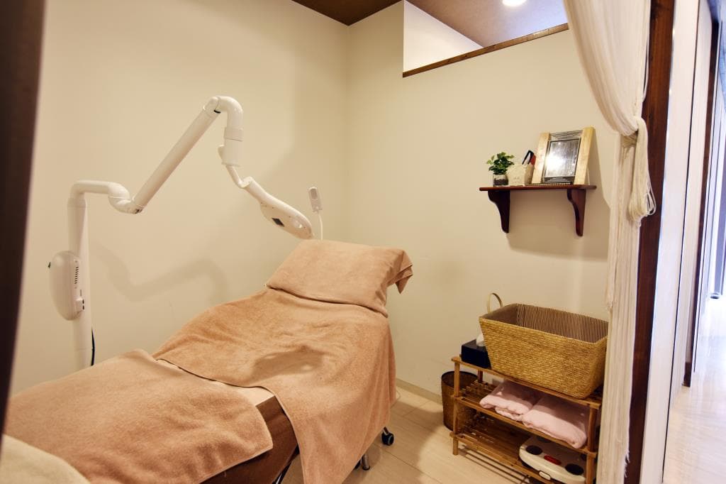 ESTHE・NAIL SPACE Creér brun 3