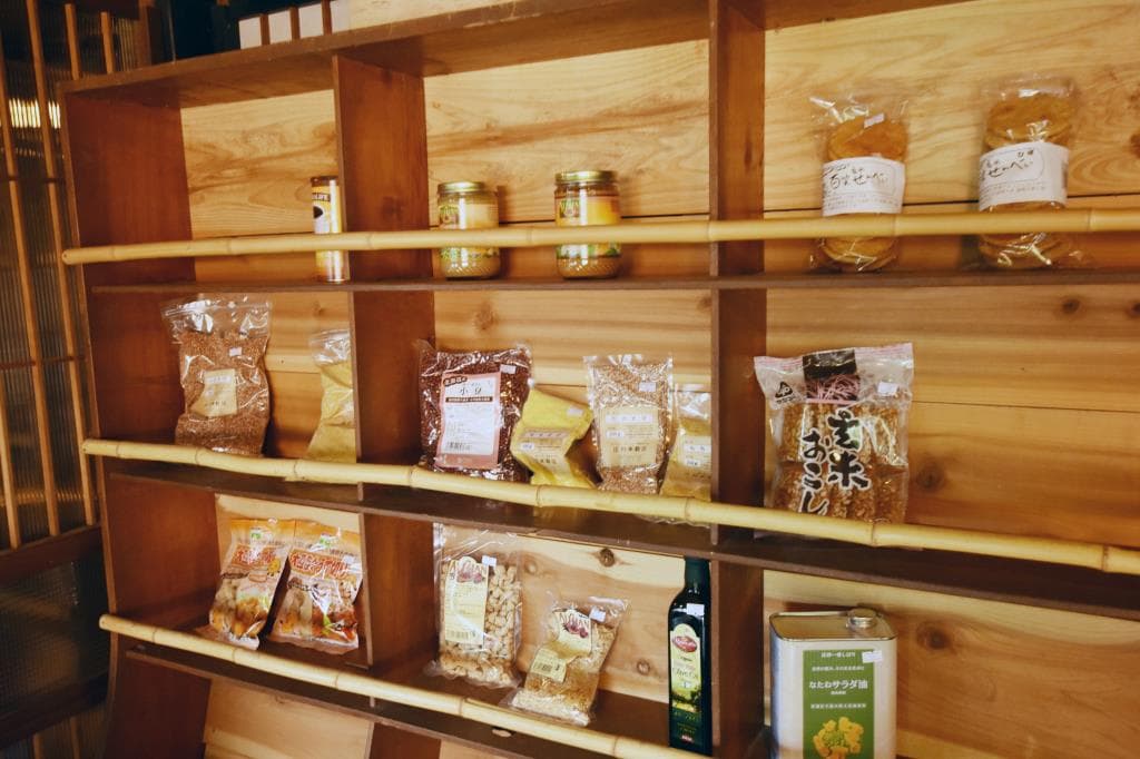 Live&Bread CHECHEMENI company(チェチェメニ) 4