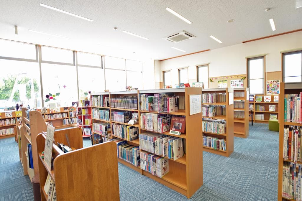 むかわ図書館 2