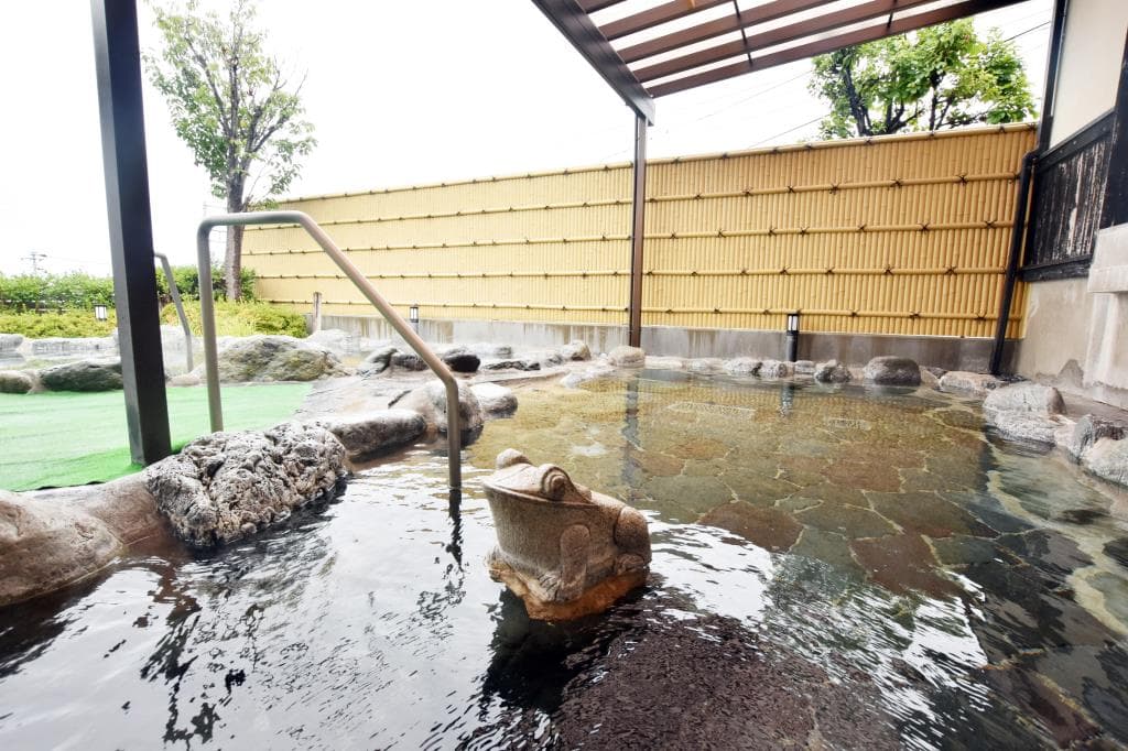 ももの里温泉 【休館中】 2