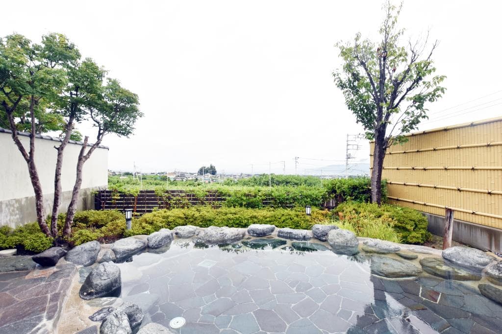 ももの里温泉 【休館中】 4