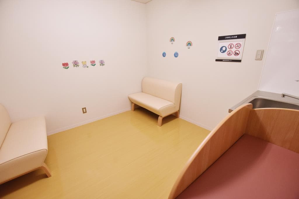 韮崎市立大村記念図書館 5