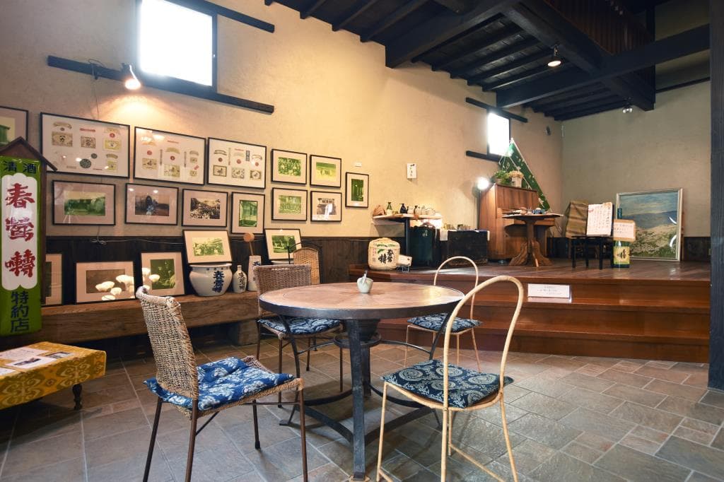 株式会社萬屋醸造店 酒蔵ギャラリー 六斎 4