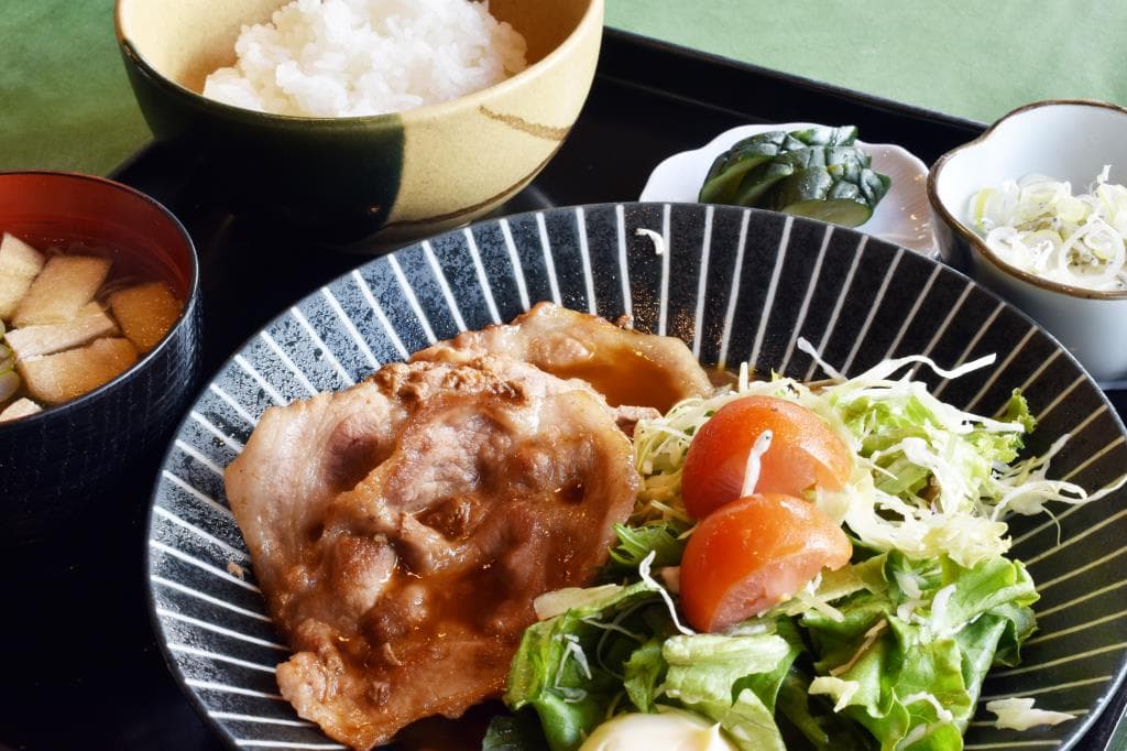 RESTAURANT INEYA 2