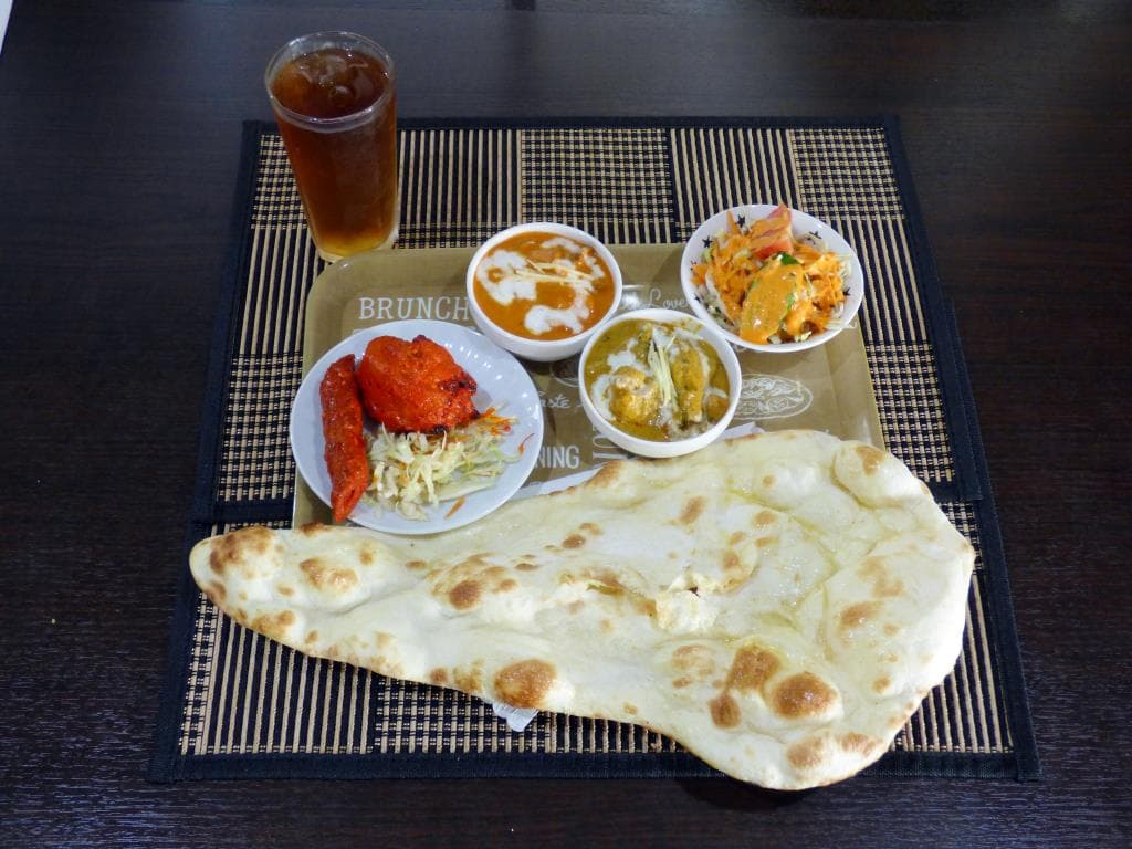 MAZEDAAR 1