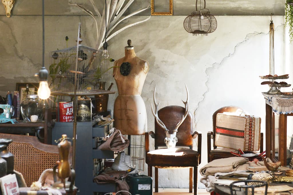 DECO BOTANICAL vintage + garden cafe 4