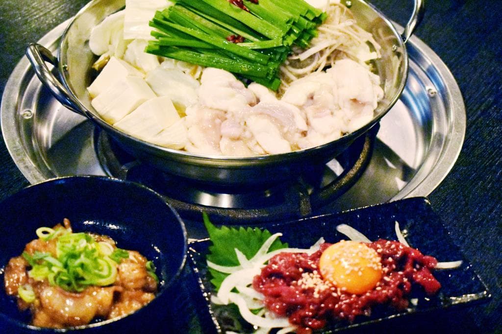 もつ鍋と溶岩焼肉 燦久 2