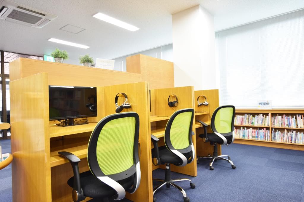 塩山図書館 5
