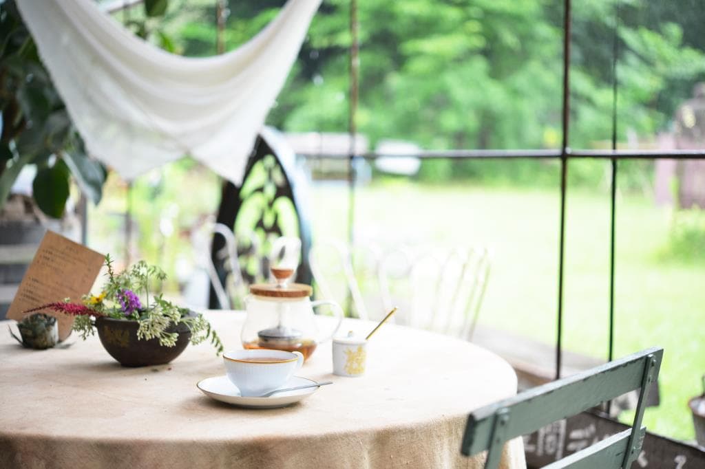 DECO BOTANICAL vintage + garden cafe 3