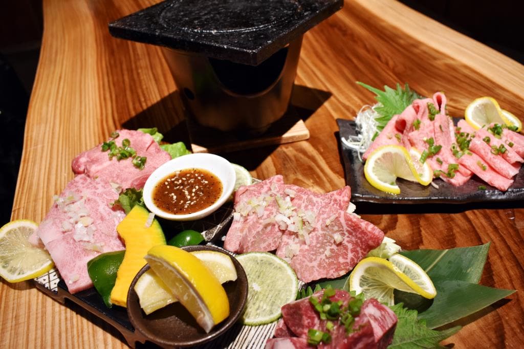 溶岩焼き 肉の匠 1