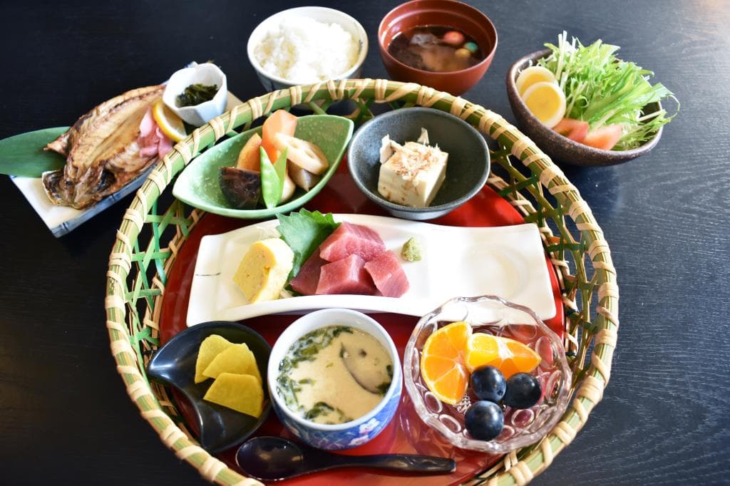 季節Dining SIN 1