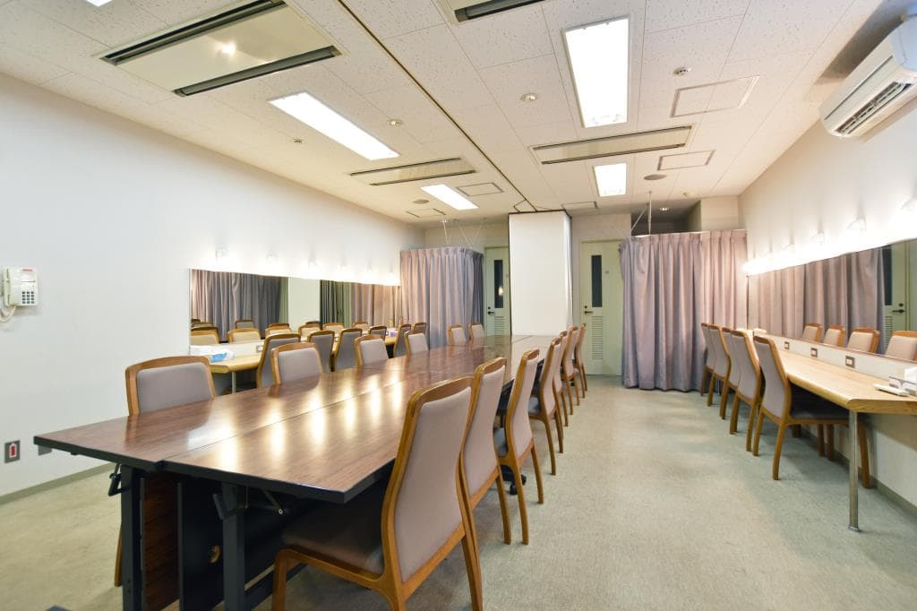 山梨市花かげホール 3