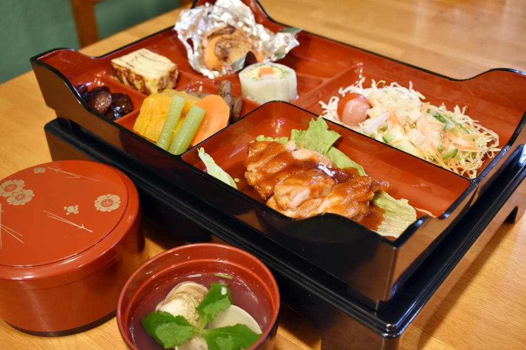 居酒屋ねんきん食堂 1