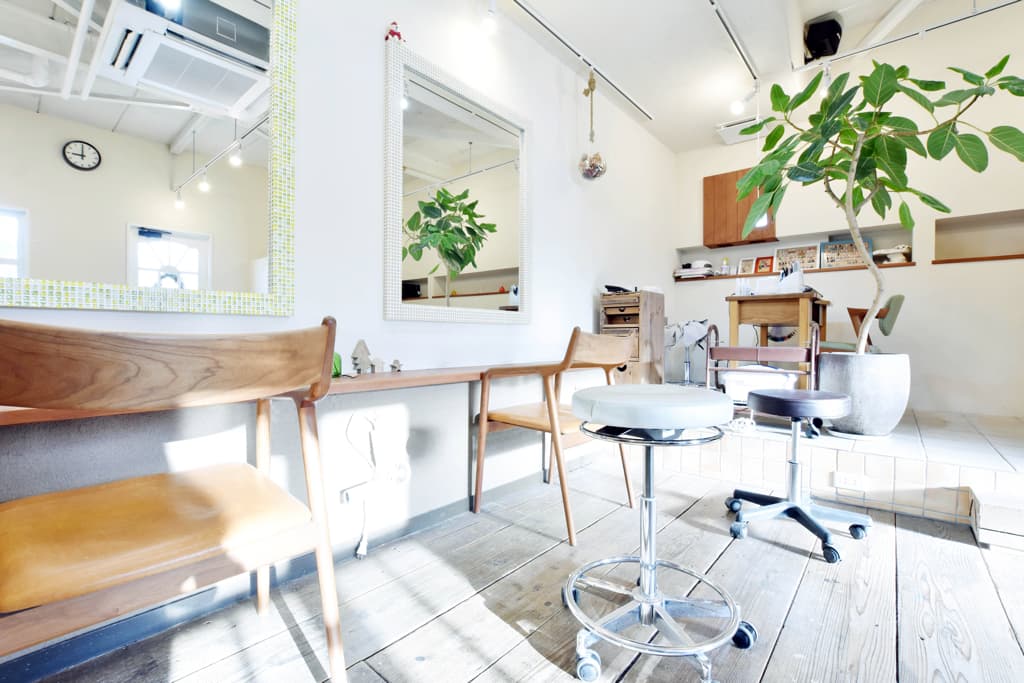Pacem Hair Design & Nail 2