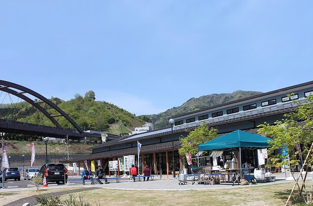 道の駅 つる 1