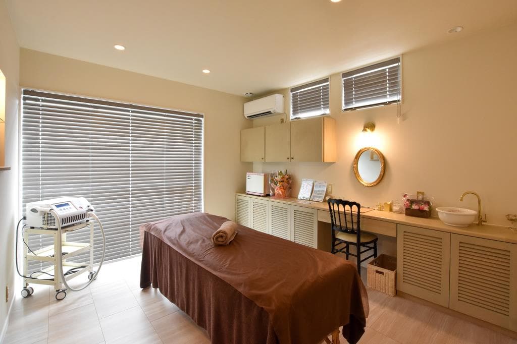 MOOI HAIR+RELAXATION 4