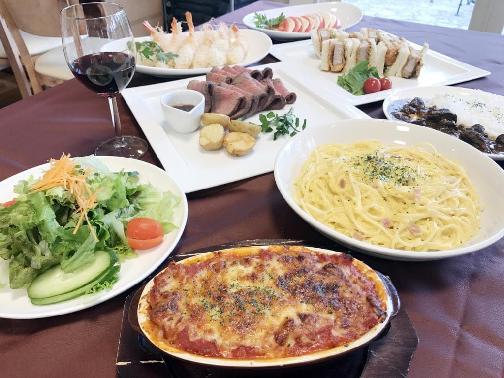 Happy Days Café 1