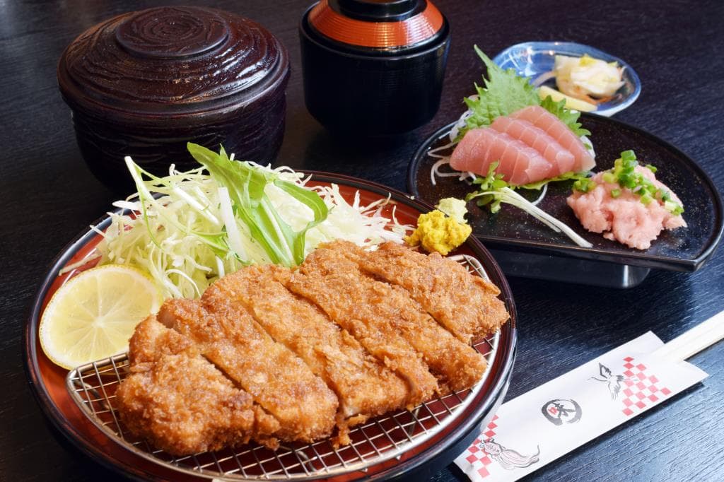 お食事処・酒菜処 つるかめ 1