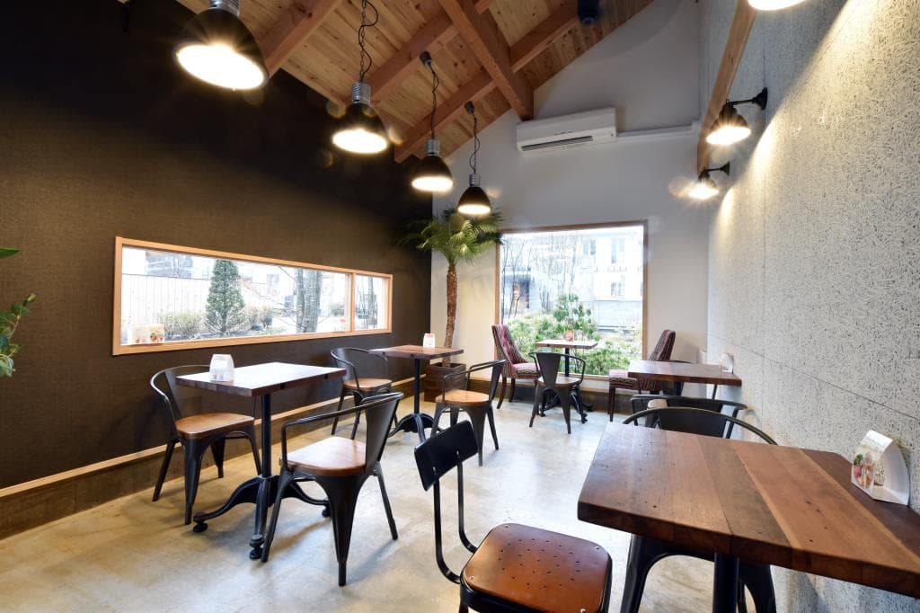 T’s café 3