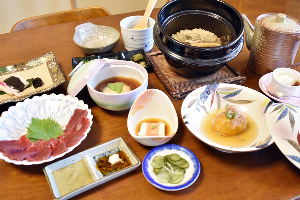 割烹 七草 1