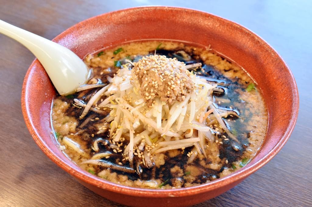 ラーメン膳次郎 甲府南西店 1