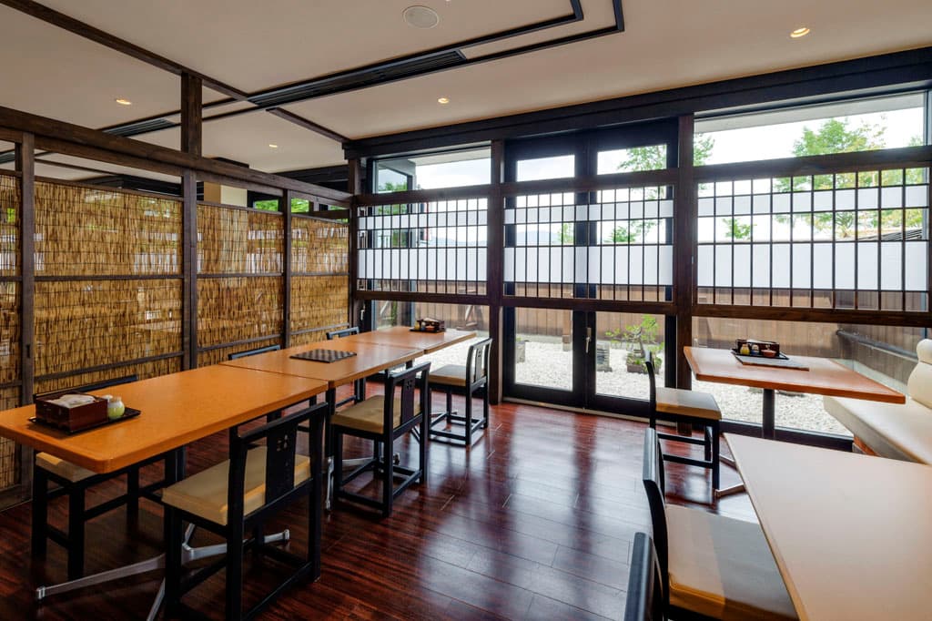 山梨ほうとう浅間茶屋 山中湖店 4