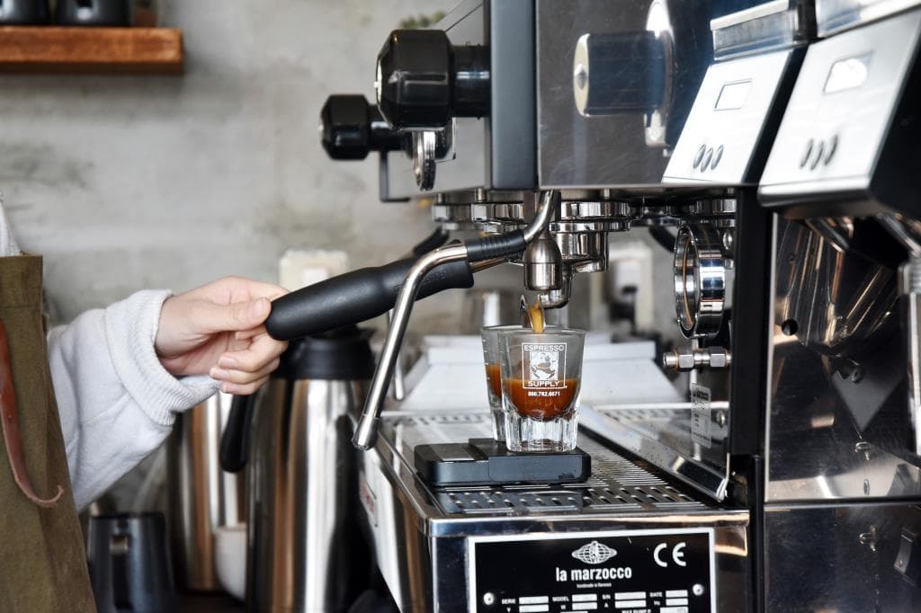 AKITO COFFEE 2