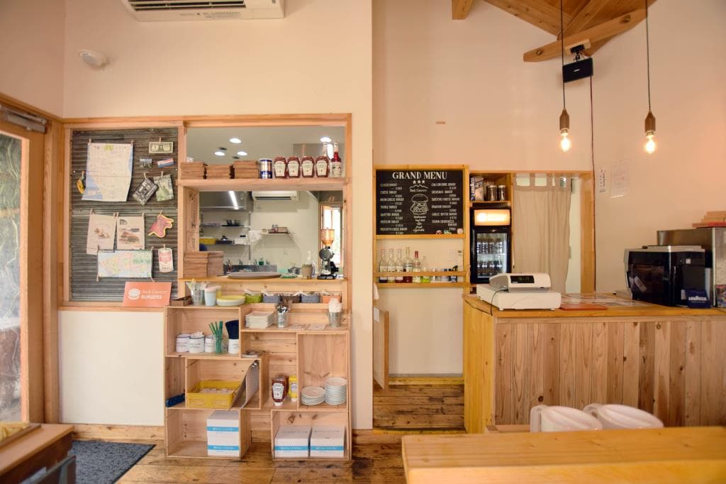 Back Country BURGERS 甲州夢小路店 3