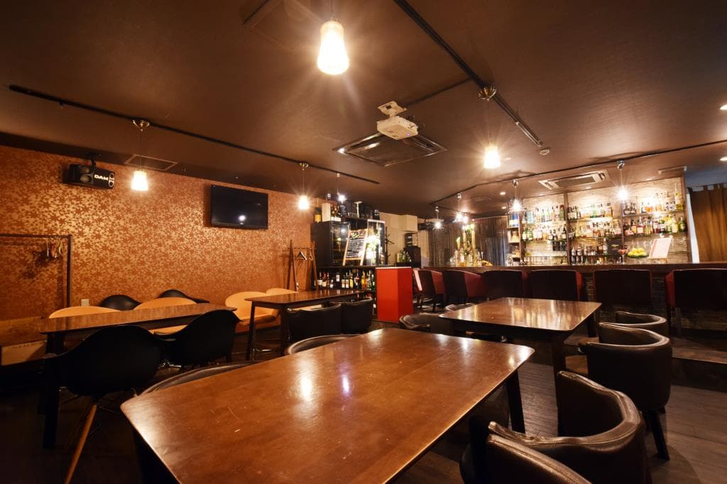 EBL Dining Amusement Bar 1
