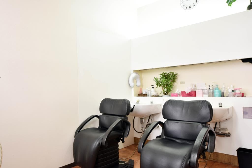 ヘアスタジオ・アン 3