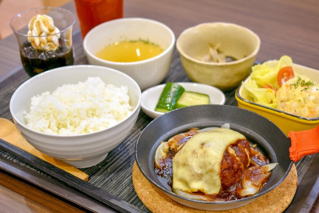 くだもの厨房 オーチャードカフェ 街の駅やまなし店 1