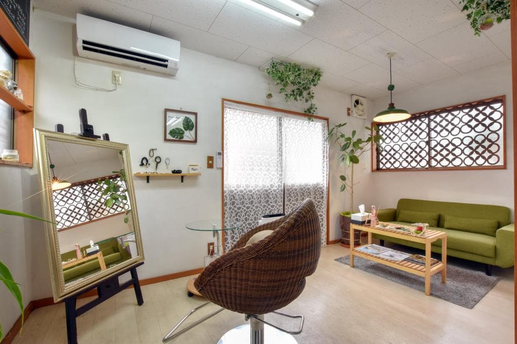 merci Private Salon 2