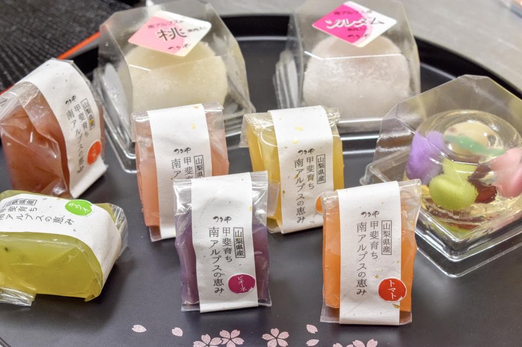 桃源の郷・菓子処 つるや 1