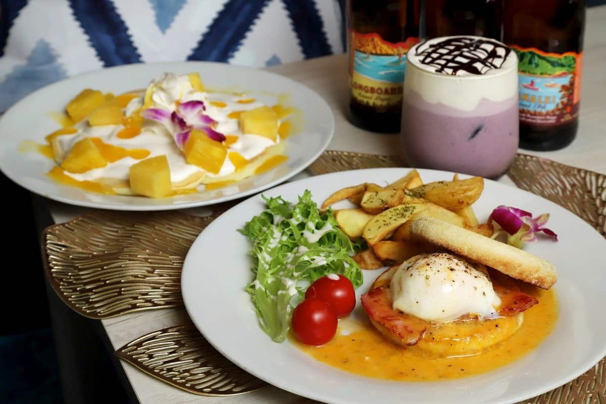 Hawaiian Dining SOLA 1