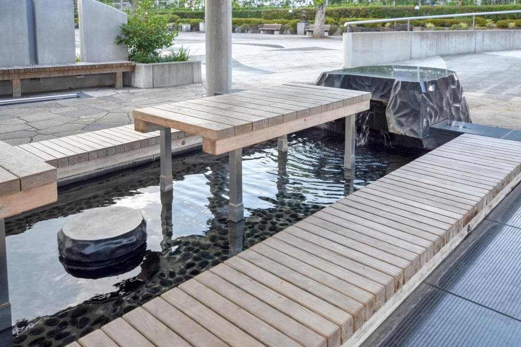 石和温泉駅前公園あしゆ 4