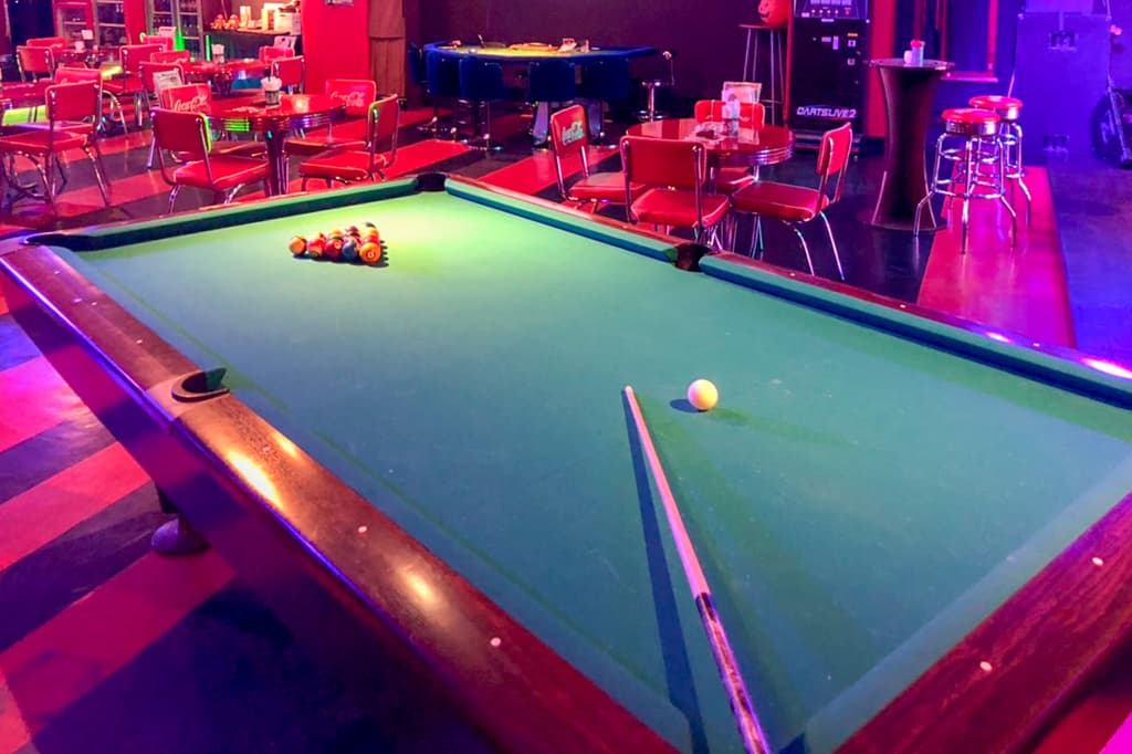 AMUSEMENT BAR BRAVE 3