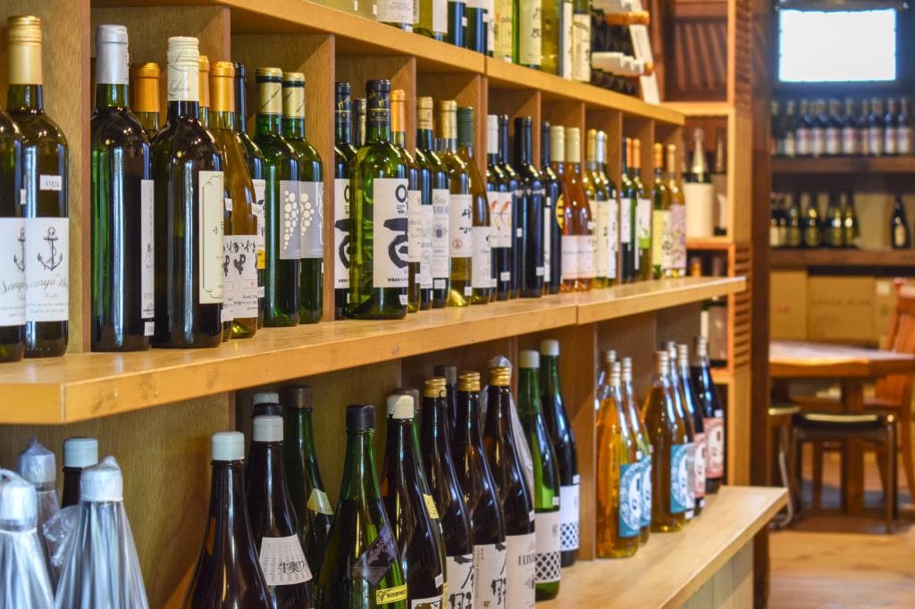 勝沼ワイナリーマーケット/新田商店 4