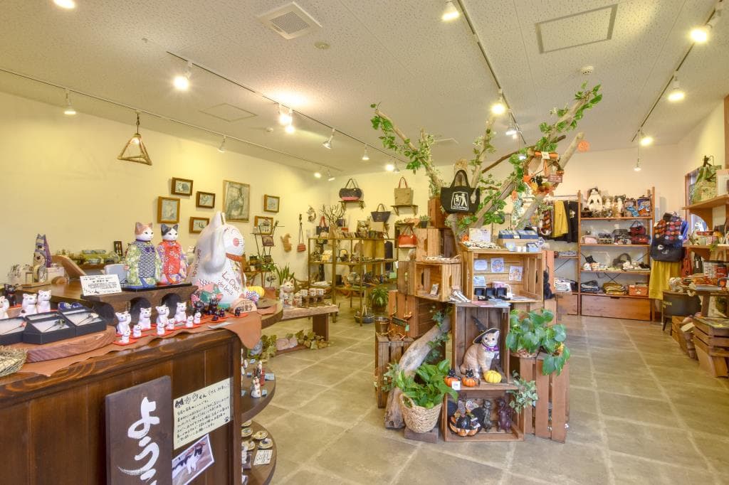 猫グッズ専門店 ル・シャ・デ・ボワ 2