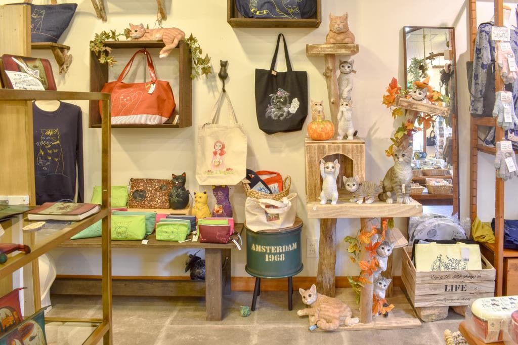猫グッズ専門店 ル・シャ・デ・ボワ 3