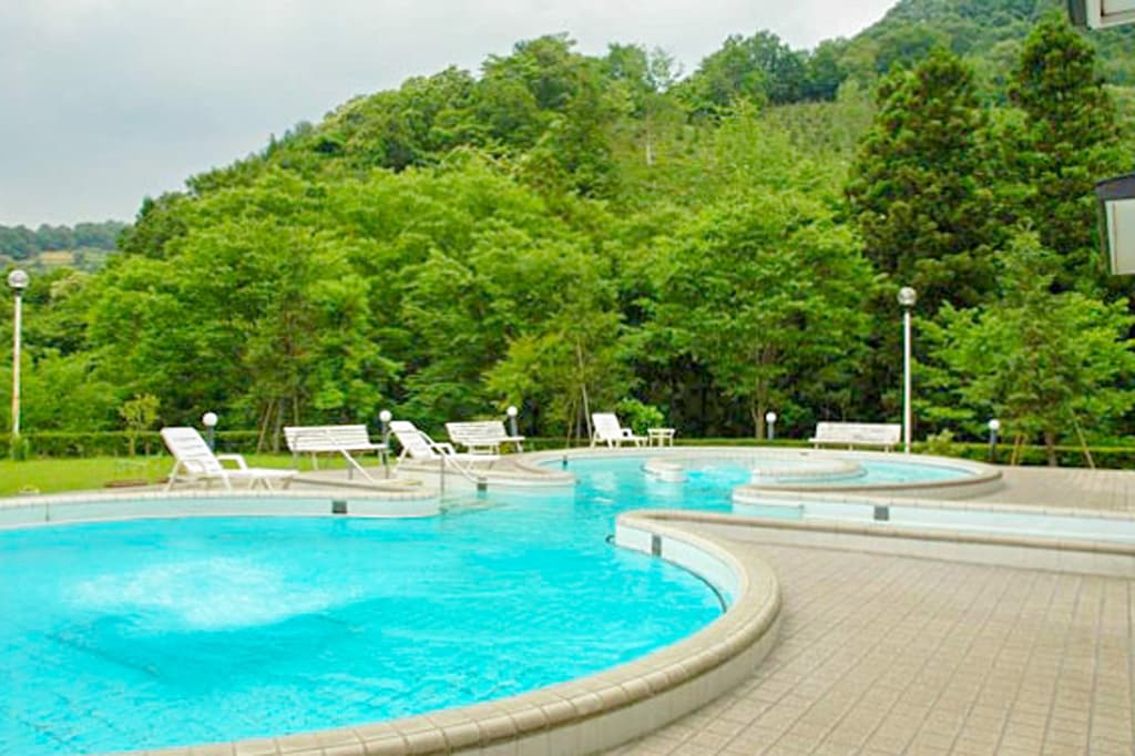 秋山温泉 4