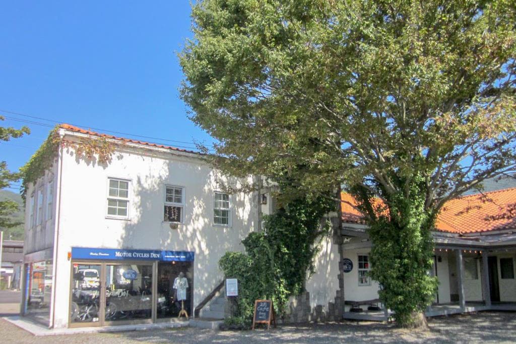 Graham English School 1