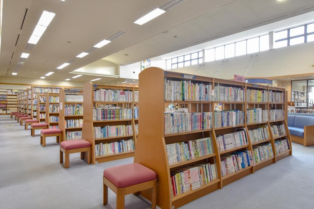 中央市立田富図書館 2
