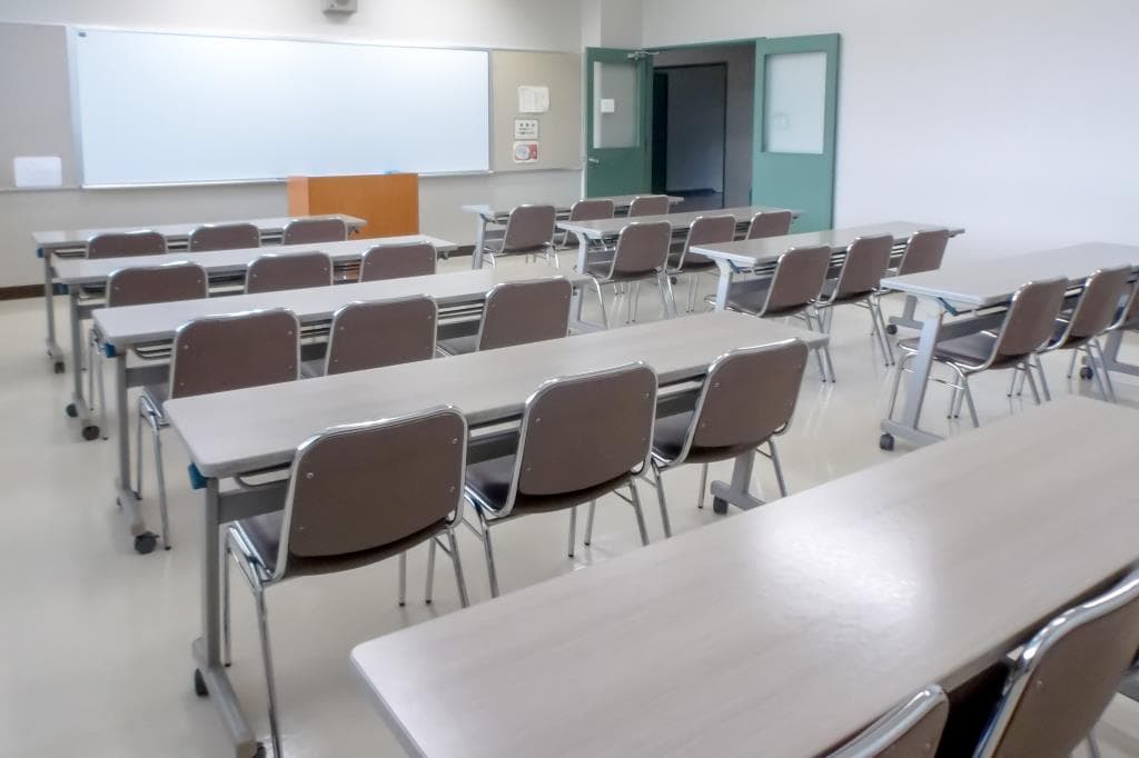山梨県立中小企業人材開発センター 4