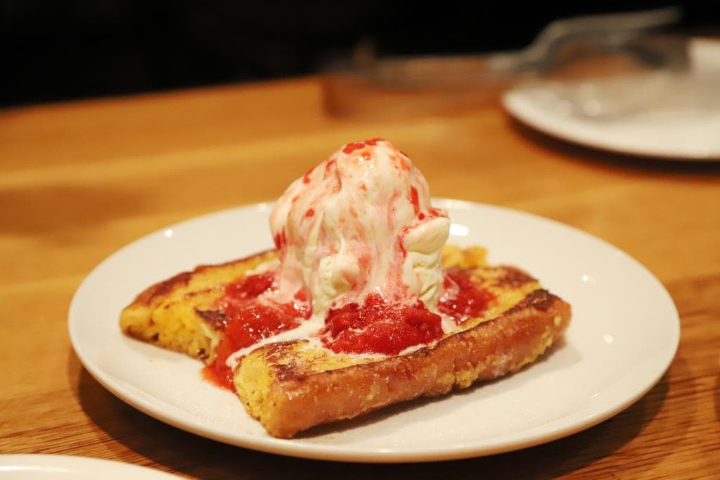 Four Hearts Cafe 3