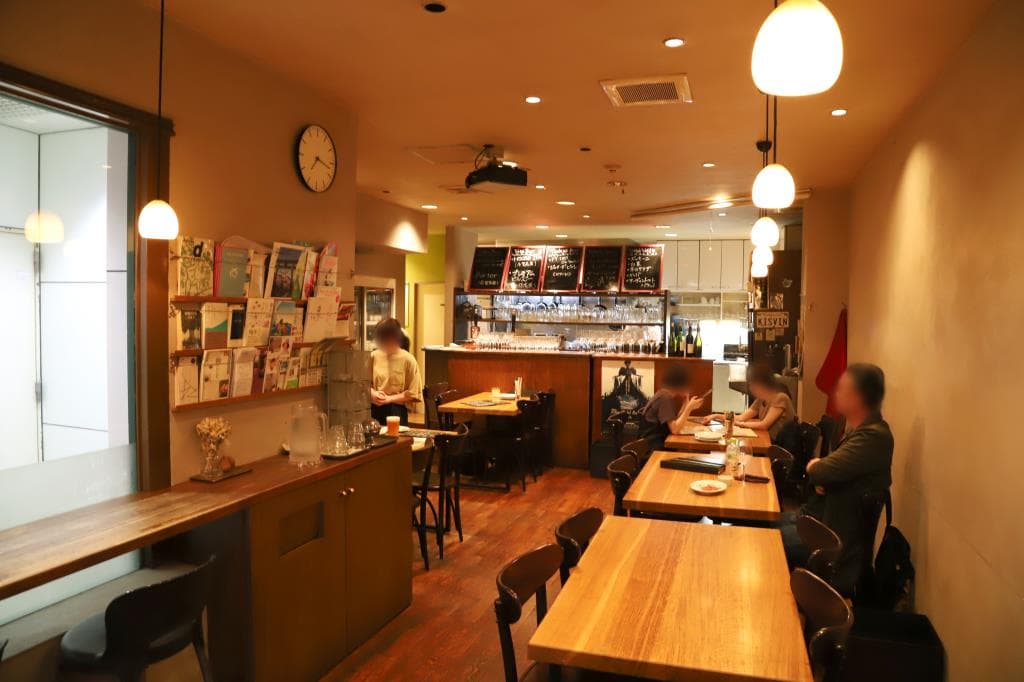 Four Hearts Cafe 4
