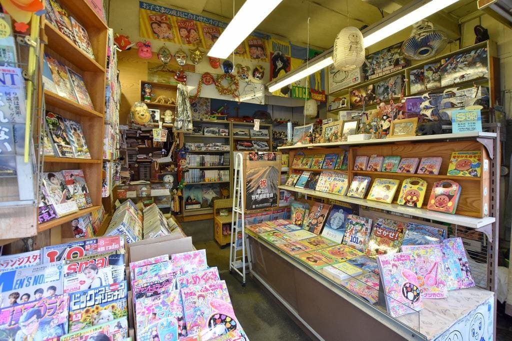 月の江書店 4